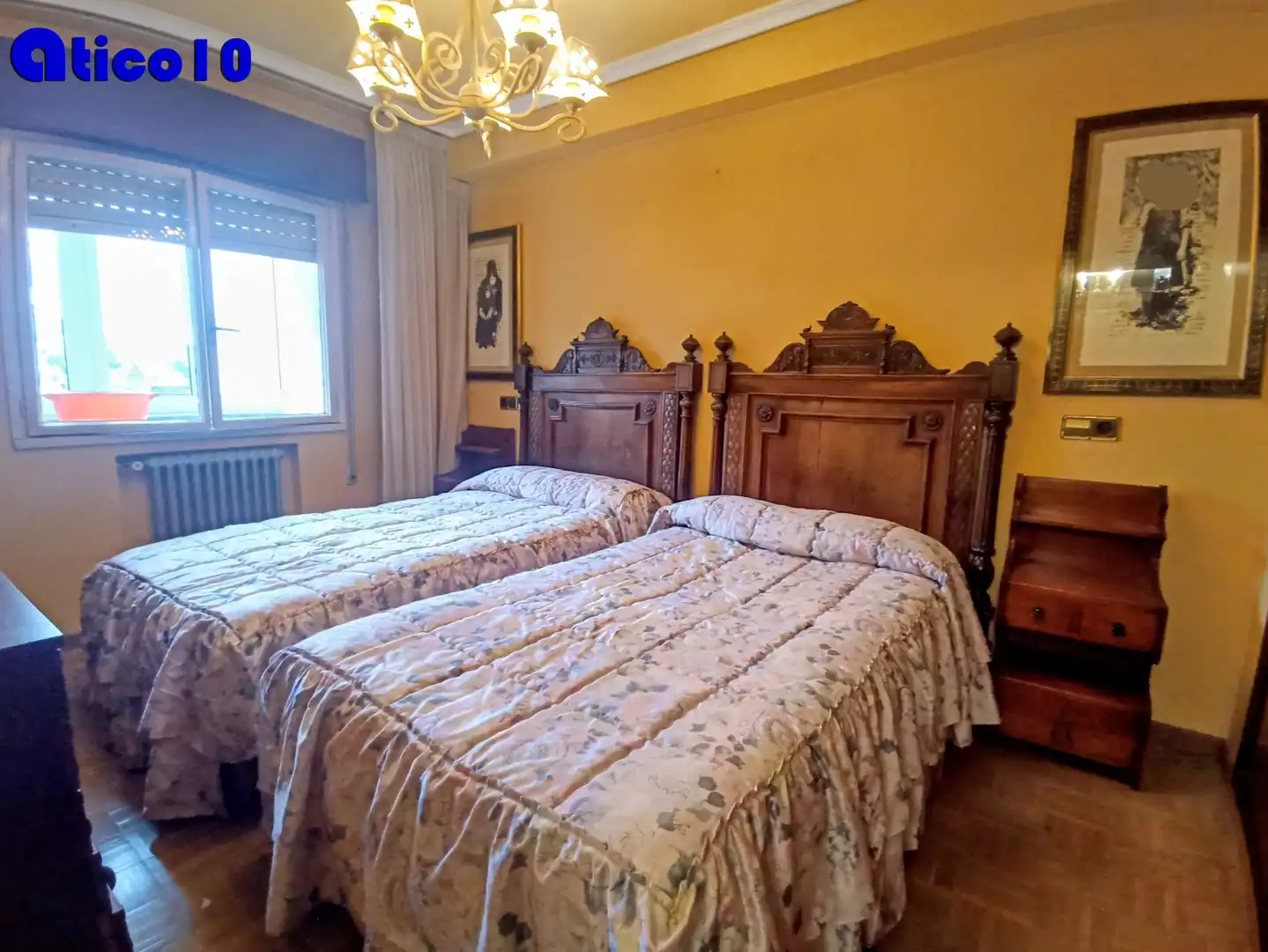 Habitación de Piso en venta en Oviedo  con Calefacción, Parquet y Terraza