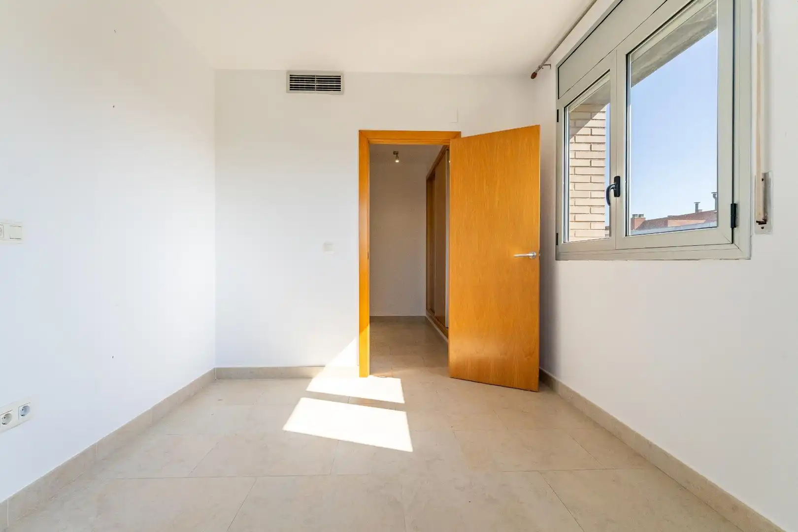 Bedroom of Attic for sale in Salou  with Air Conditioner, Heating and Terrace