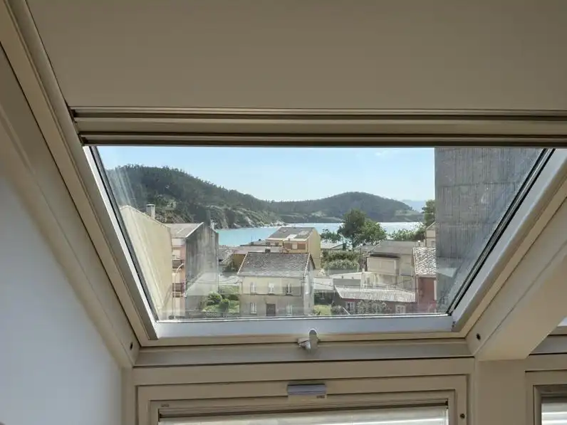 Terrasse von Dachboden zur Miete in Ortigueira mit Privatgarten, Abstellraum und Möbliert