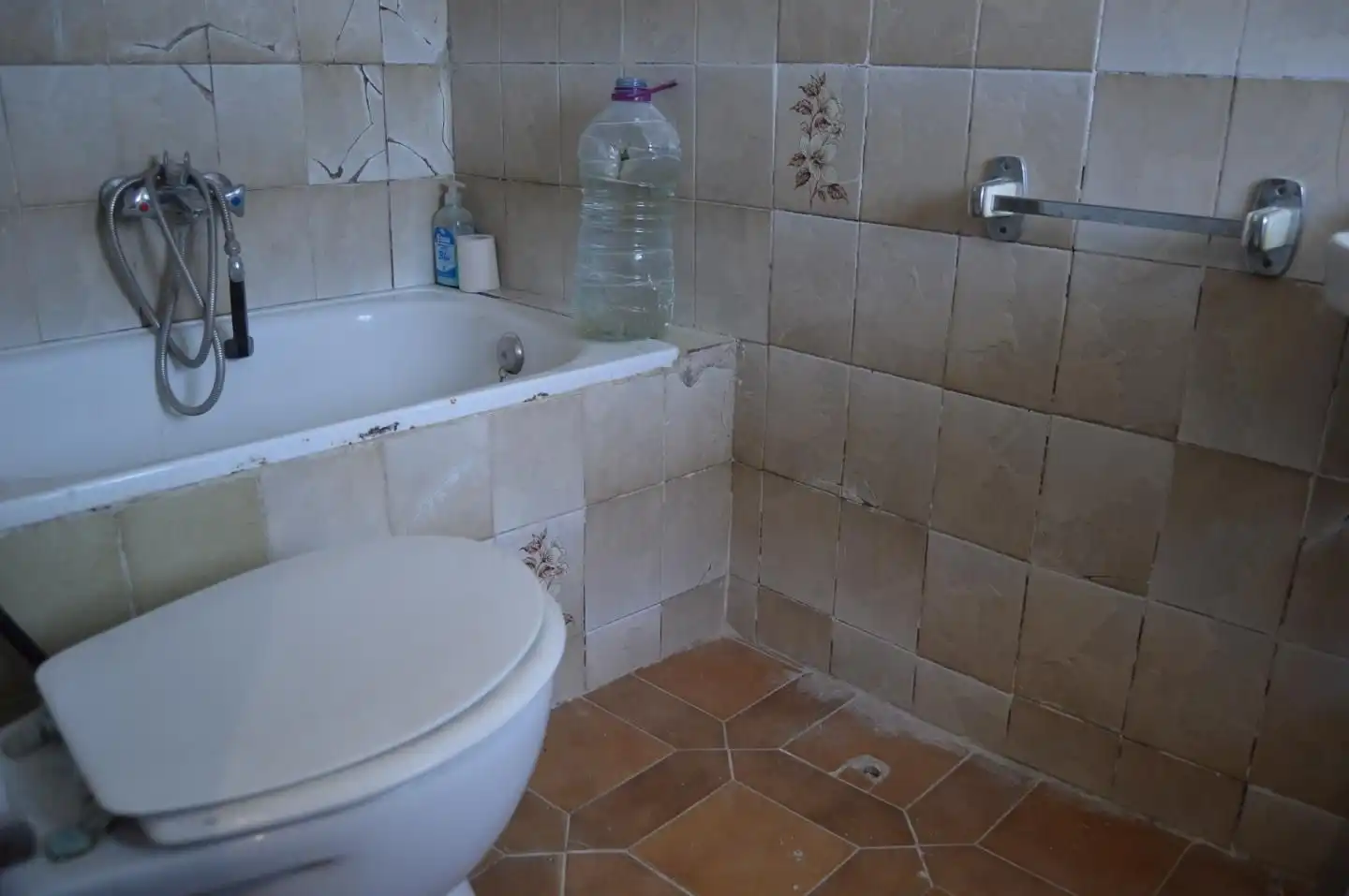 Badezimmer von Residential zum Verkauf in El Valle de Altomira
