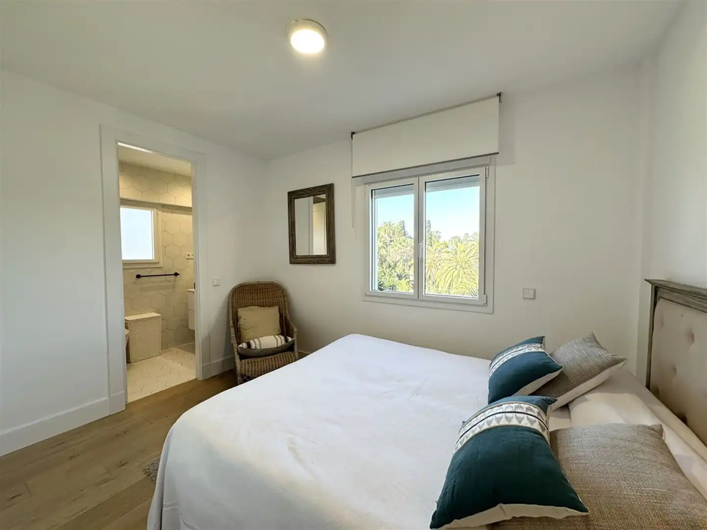 Habitación de Apartamento en venta en Marbella con Aire acondicionado y Terraza