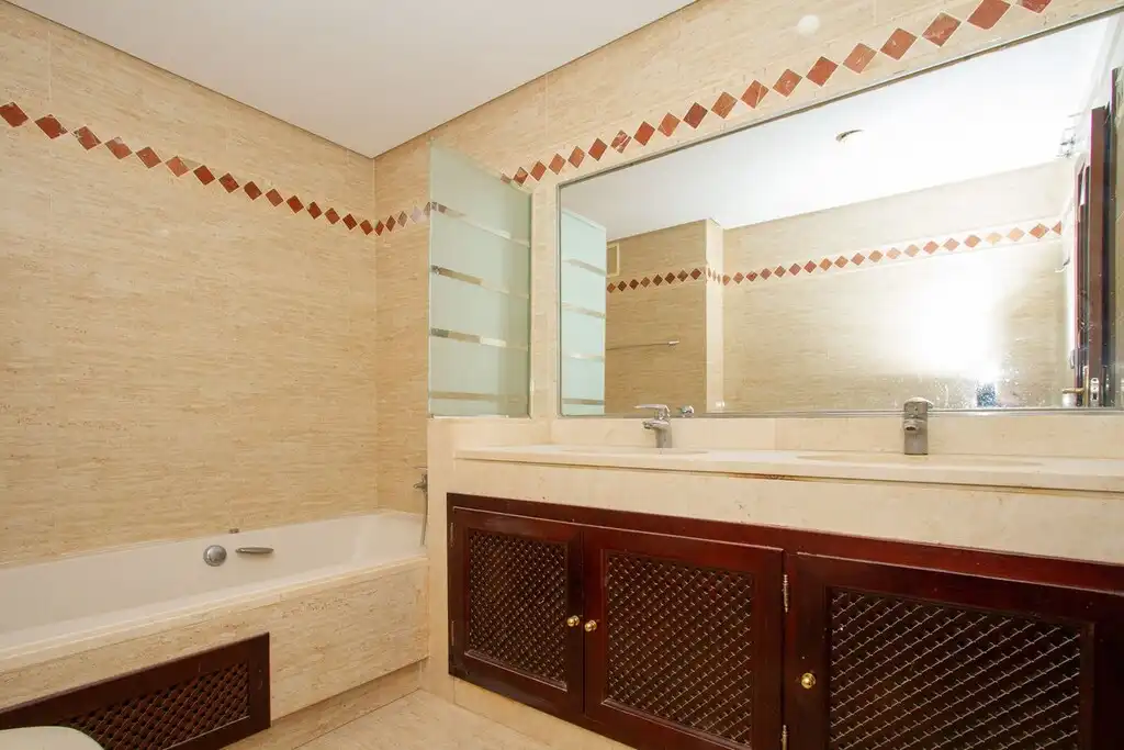 Bajo con piscina en venta en La Mairena, imagen 11