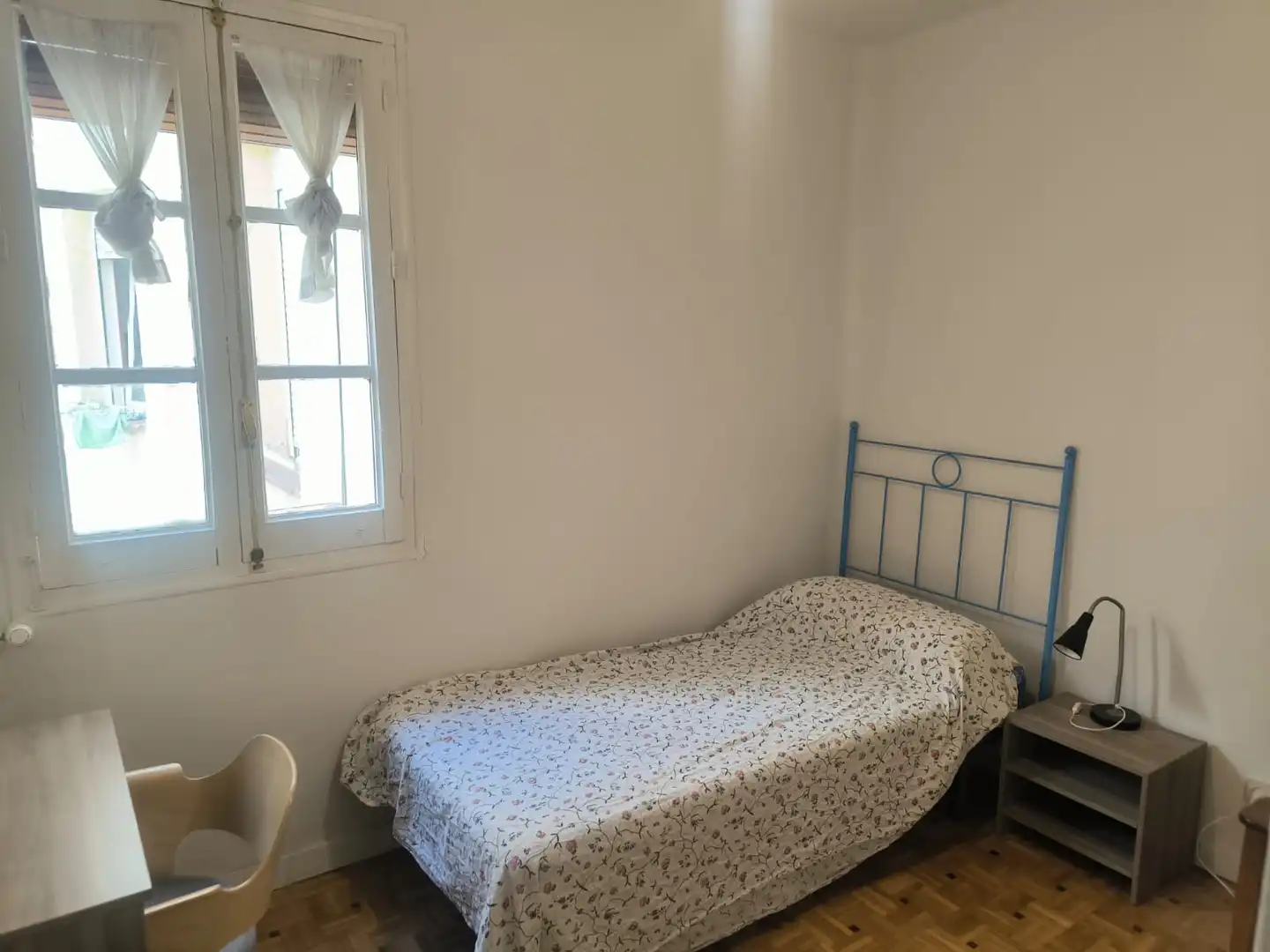 Dormitori de Pis de lloguer en Madrid amb Aire condicionat, Calefacció i Parquet