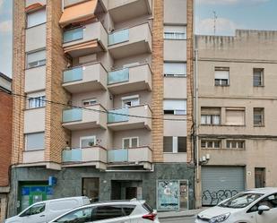 Exterior view of Premises for sale in Sant Vicenç Dels Horts