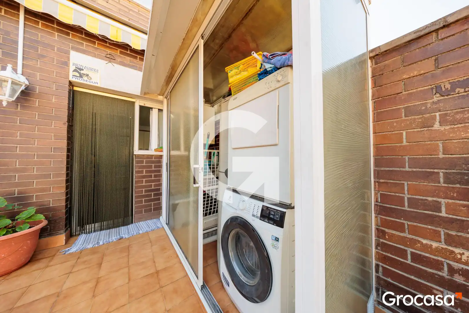 Balcony of Houses for sale in Terrassa  with Air Conditioner, Heating and Terrace