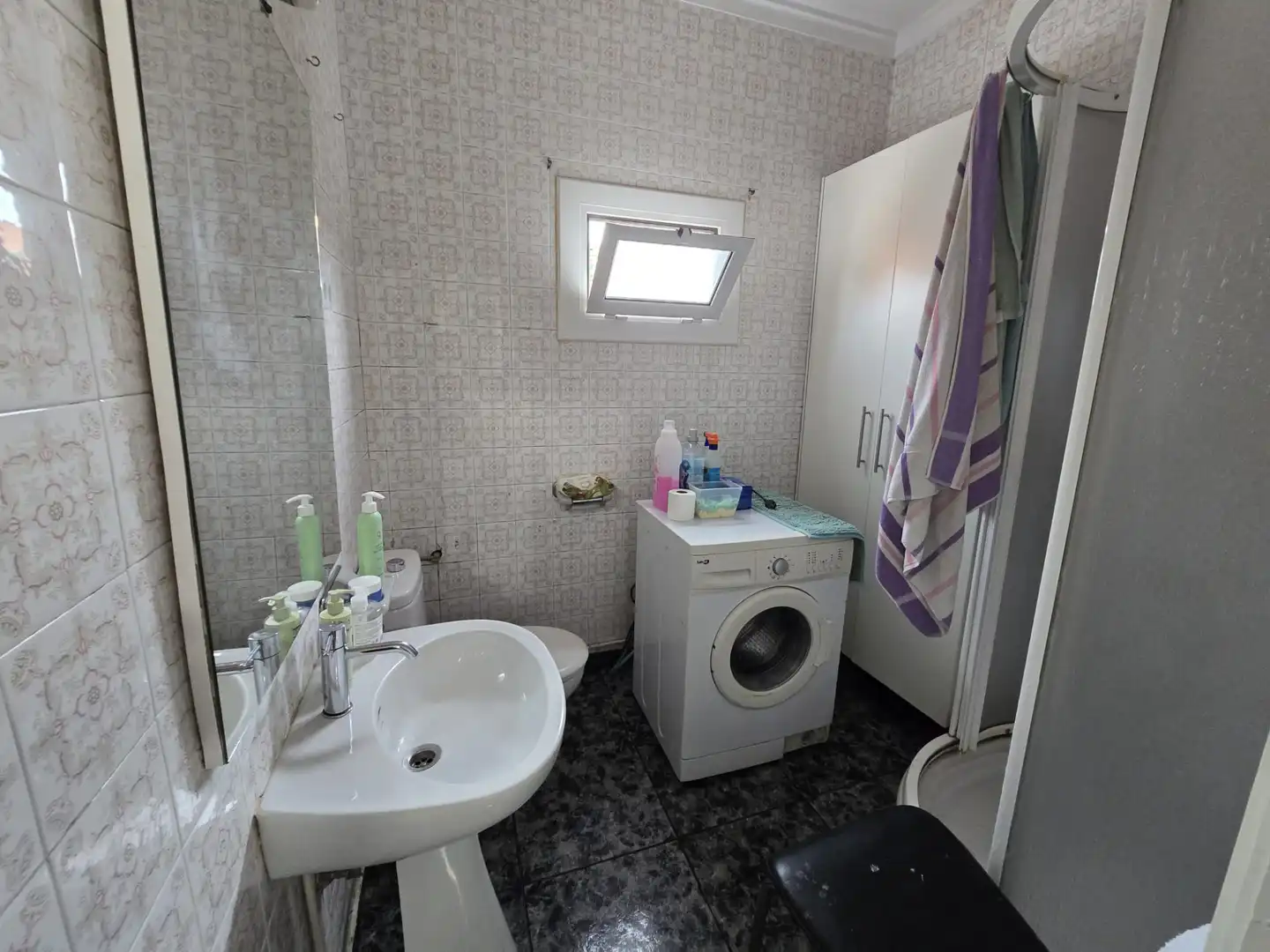 Badezimmer von Dachboden zum Verkauf in Sabadell mit Terrasse und Balkon