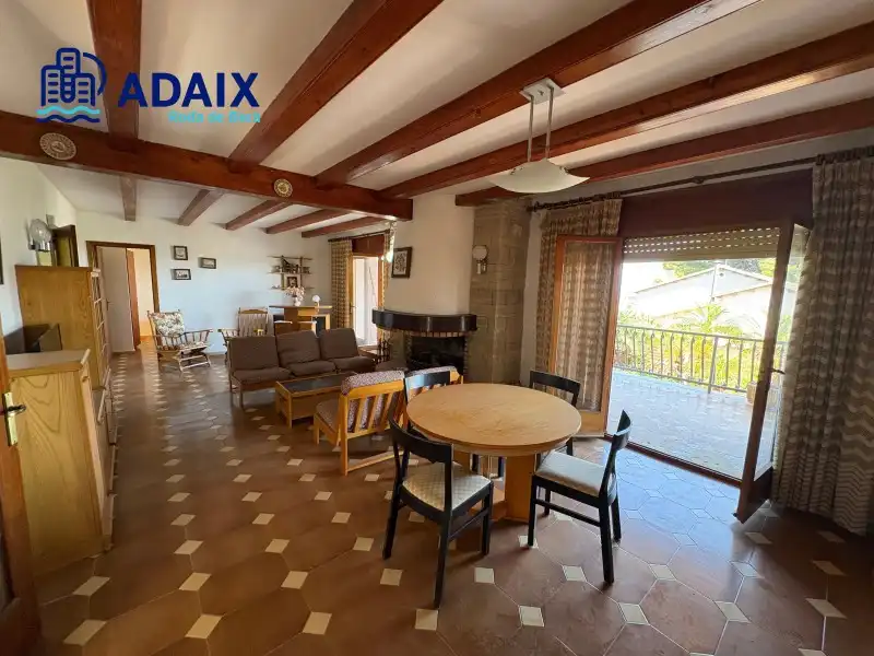 Casa o chalet en venta en Roda de Berà con Terraza, Trastero y Piscina