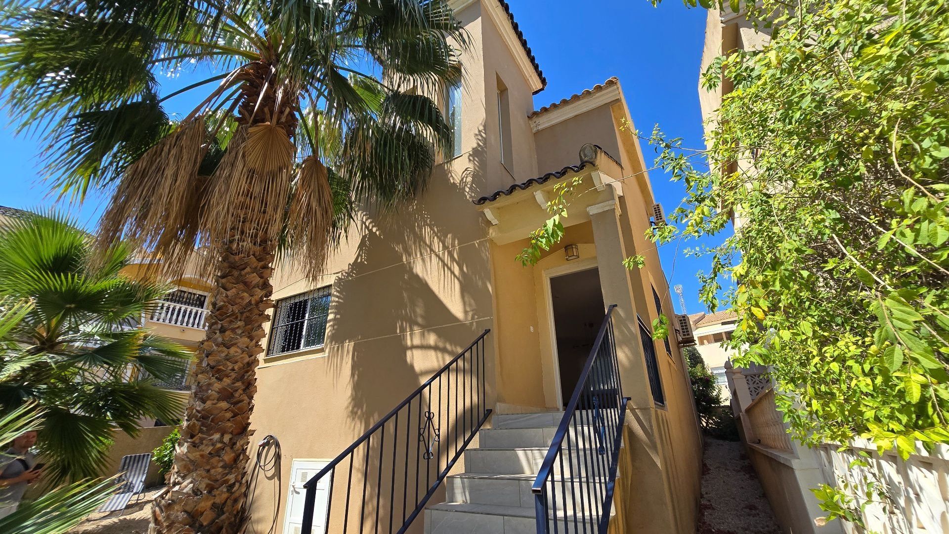 Exterior view of House or chalet for sale in Orihuela  with Air Conditioner, Heating and Private garden