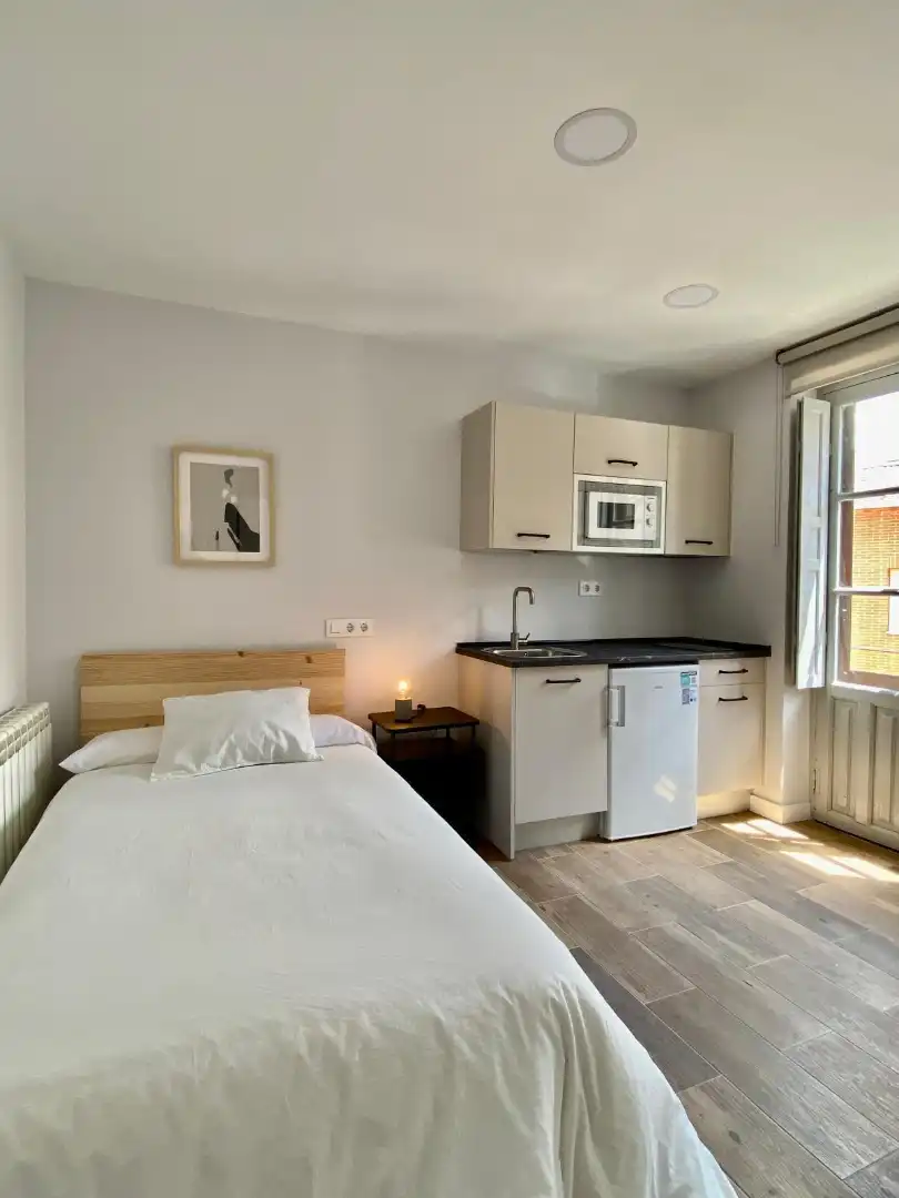 Habitación de Edificio en venta en Ávila