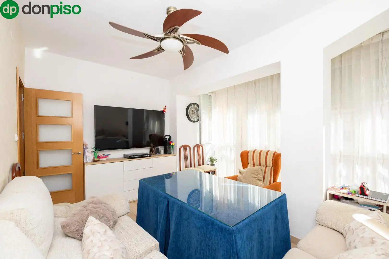 Sala de estar de Piso en venta en Granada