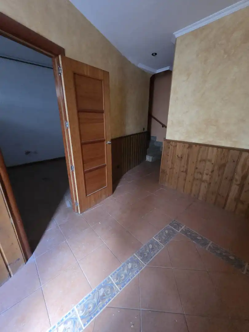 Einfamilien-Reihenhaus zum Verkauf in Ocaña mit Heizung und Abstellraum