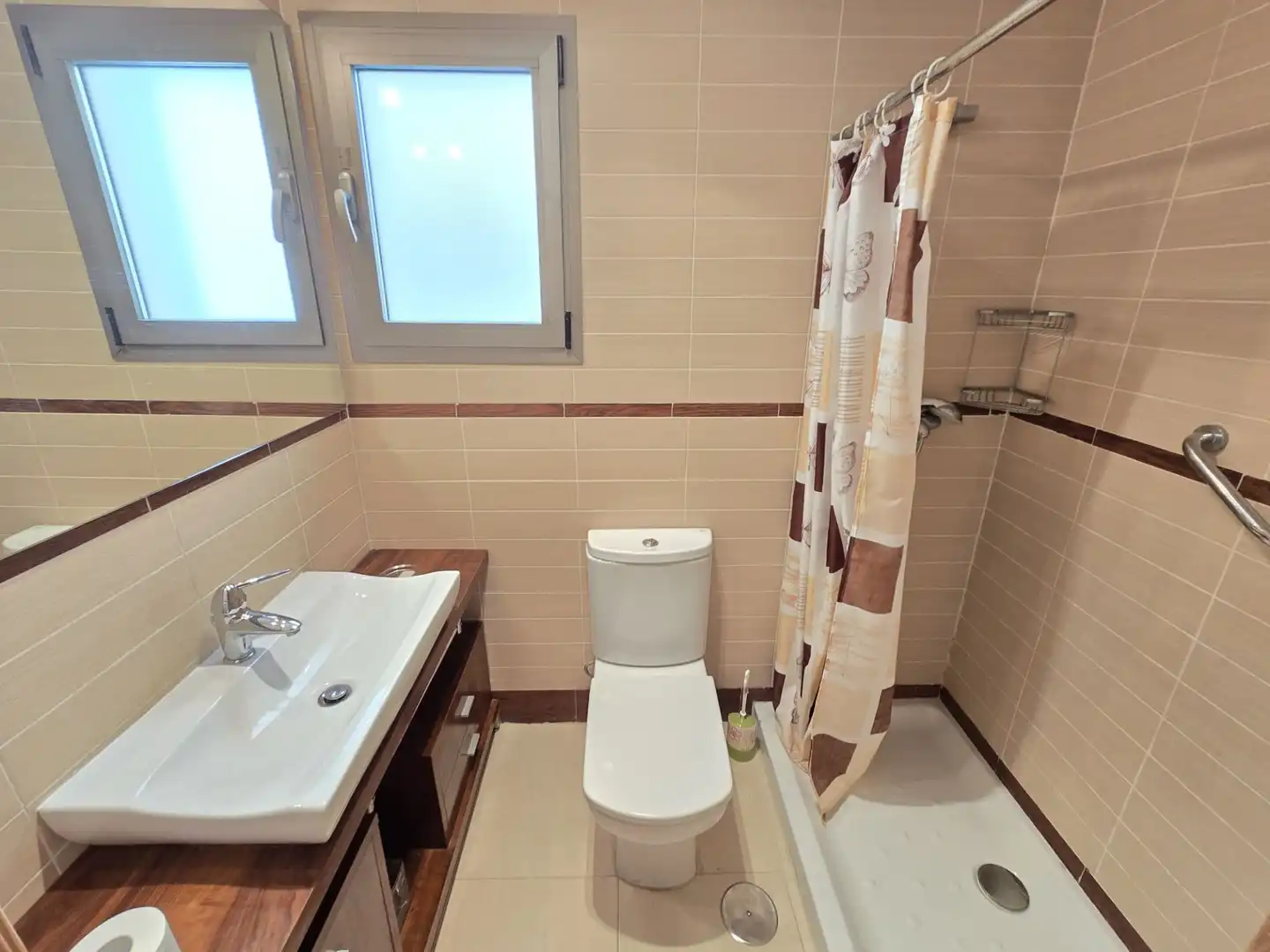 Bany de Apartament en venda en Torrevieja amb Aire condicionat