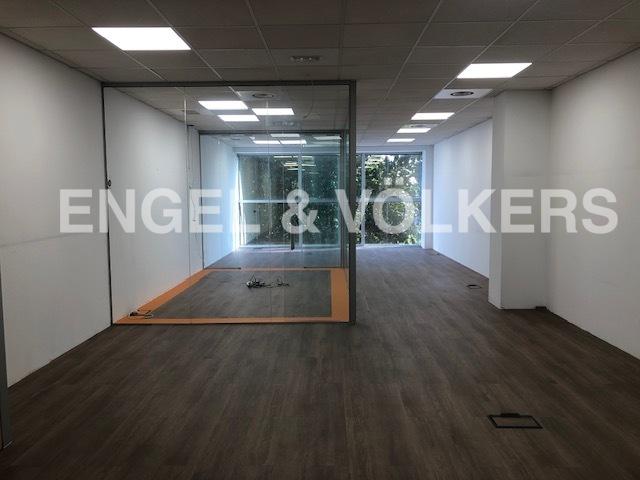 Photo 1 of Office for sale in L'Eixample, Barcelona
