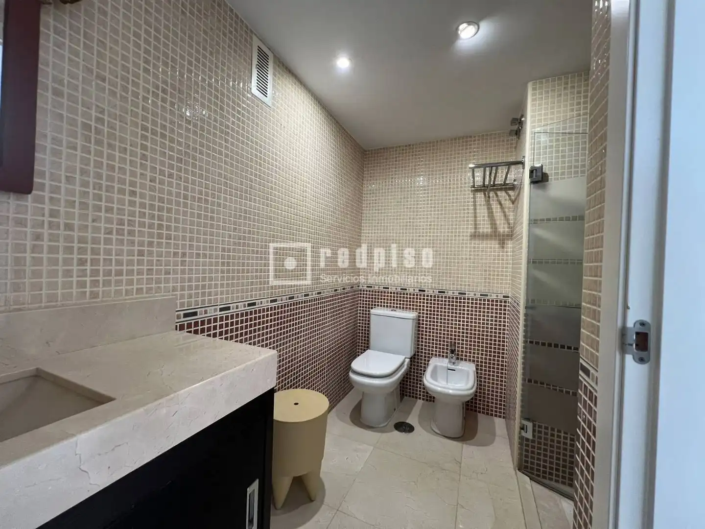 Bathroom of Flat for sale in Benalmádena  with Air Conditioner, Heating and Private garden
