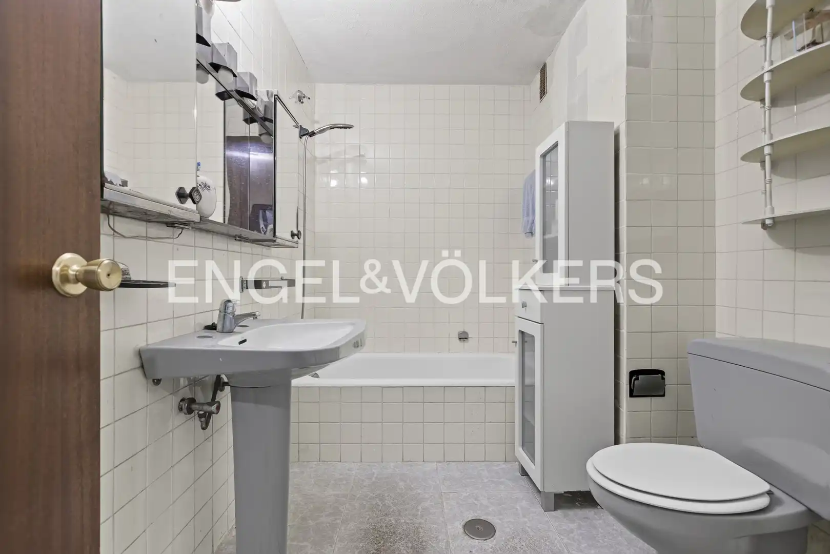 Baño de Piso en venta en Sevilla con Aire acondicionado, Calefacción y Parquet
