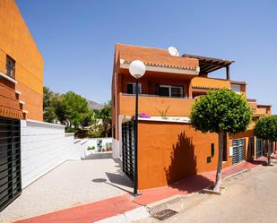 Exterior view of Single-family semi-detached for sale in Benalmádena  with Air Conditioner, Terrace and Balcony