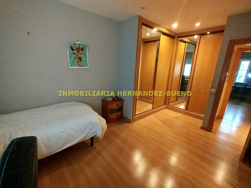 Habitación de Piso en venta en Salamanca con Calefacción