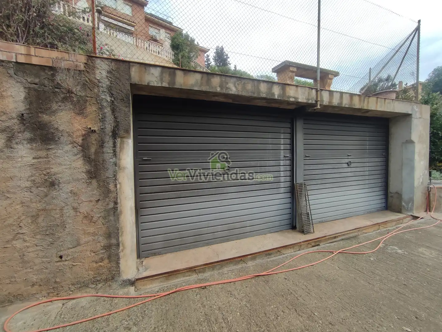Aparcament de Casa o xalet en venda en La Palma de Cervelló amb Calefacció, Jardí privat i Terrassa