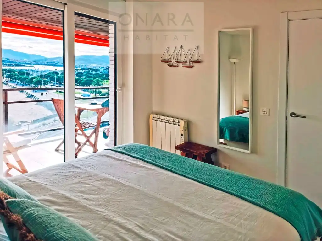 Flat for rent in Calle Ramon Iribarren Pase, Hondarribia