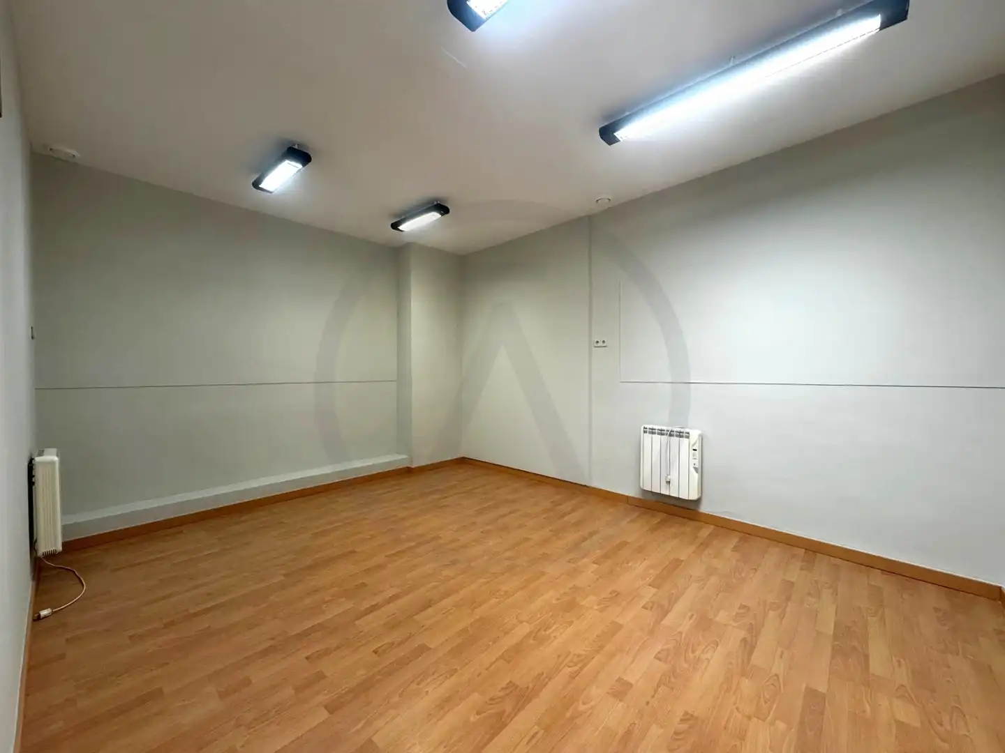 Local en venta en Terrassa con Calefacción y Parquet