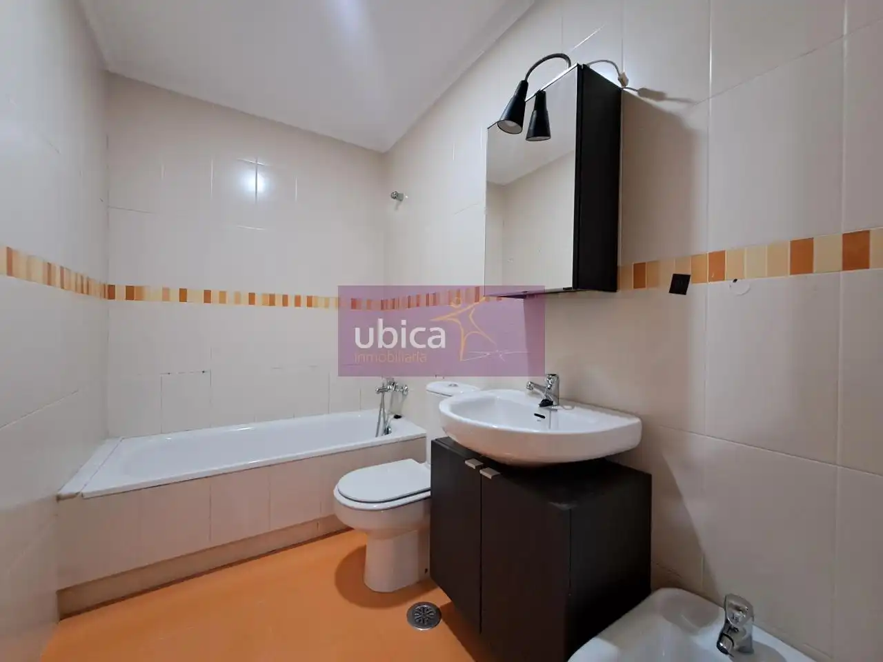 Badezimmer von Wohnung zum Verkauf in Salceda de Caselas mit Heizung