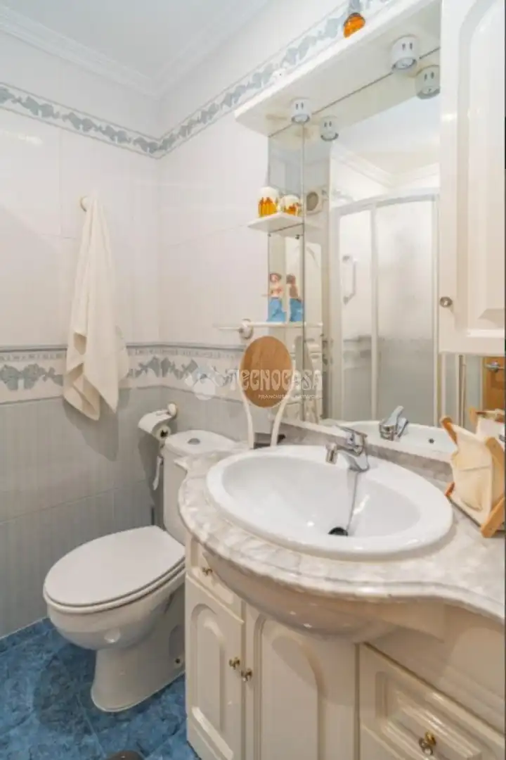 Piso en venta en La Zarzuela - San José - Belén, imagen 24