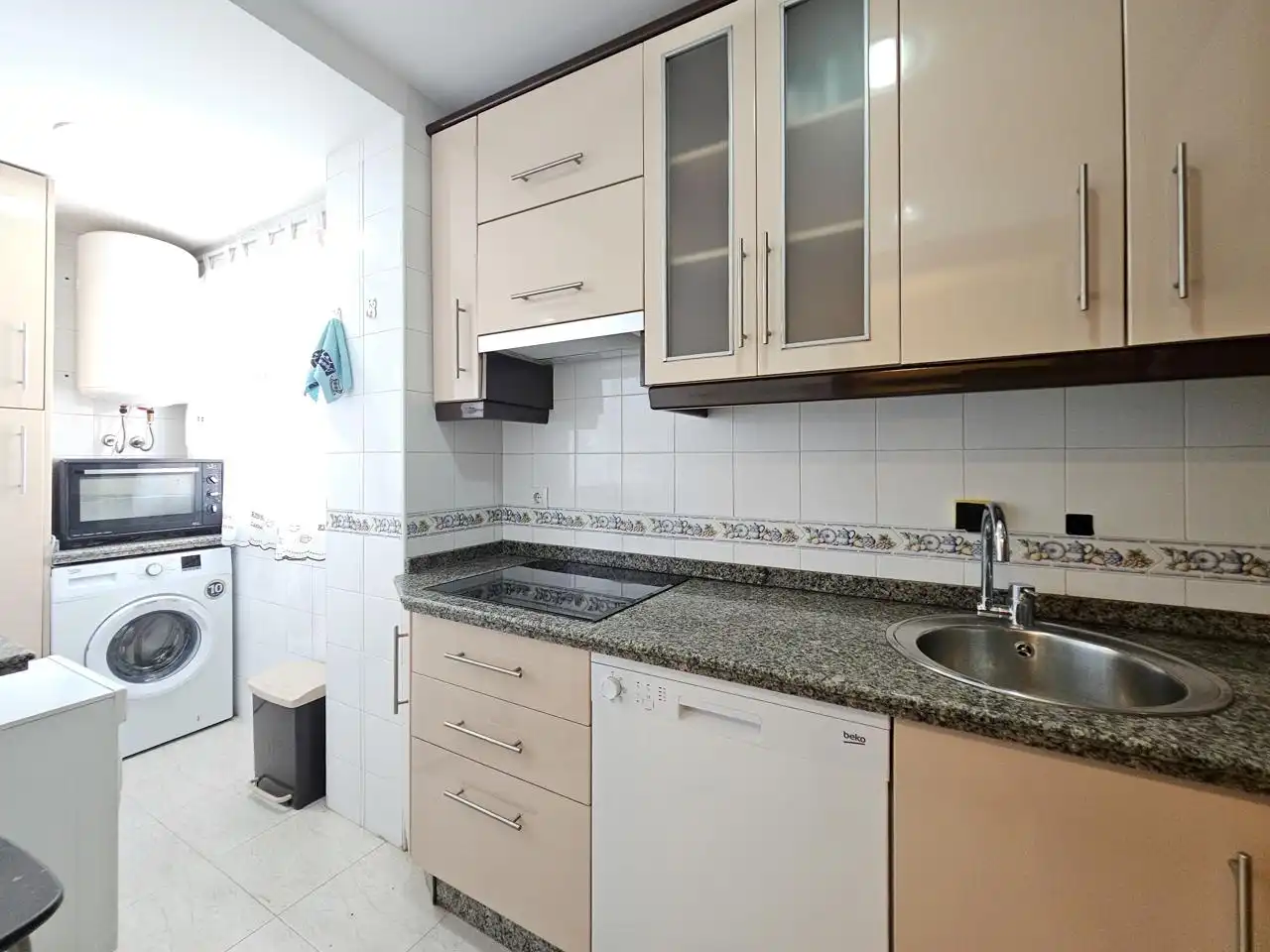 Küche von Wohnung zum Verkauf in Alcalá de Guadaira mit Möbliert und Balkon
