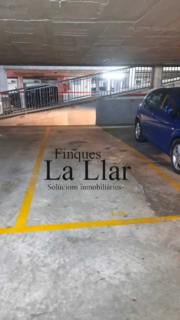 Parkplatz von Garage zum Verkauf in Viladecans