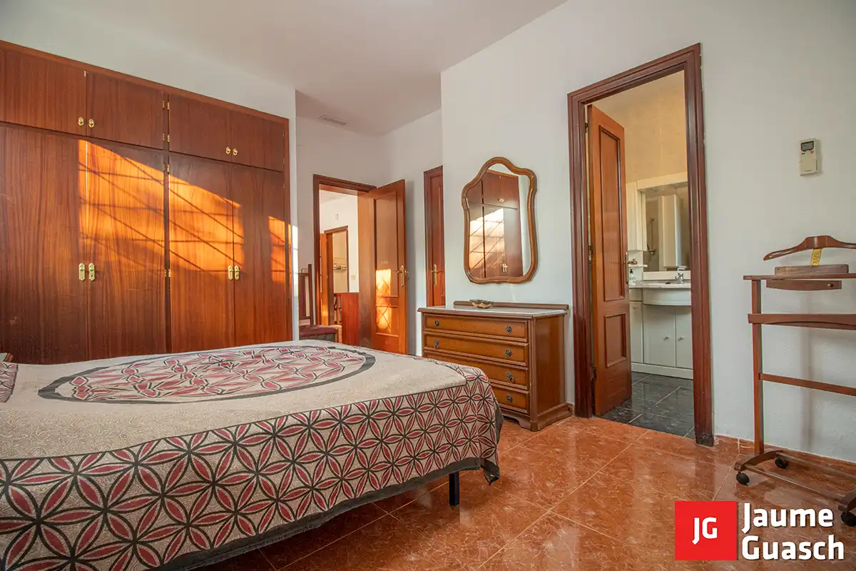 Dormitori de Casa o xalet en venda en Torredembarra amb Aire condicionat, Calefacció i Jardí privat