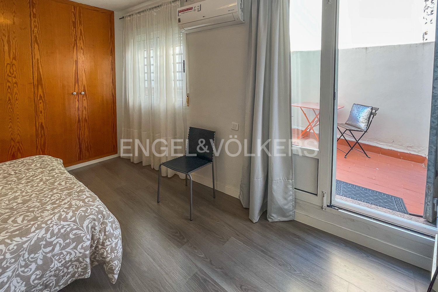 Dormitori de Apartament de lloguer en  Valencia Capital amb Aire condicionat, Calefacció i Terrassa