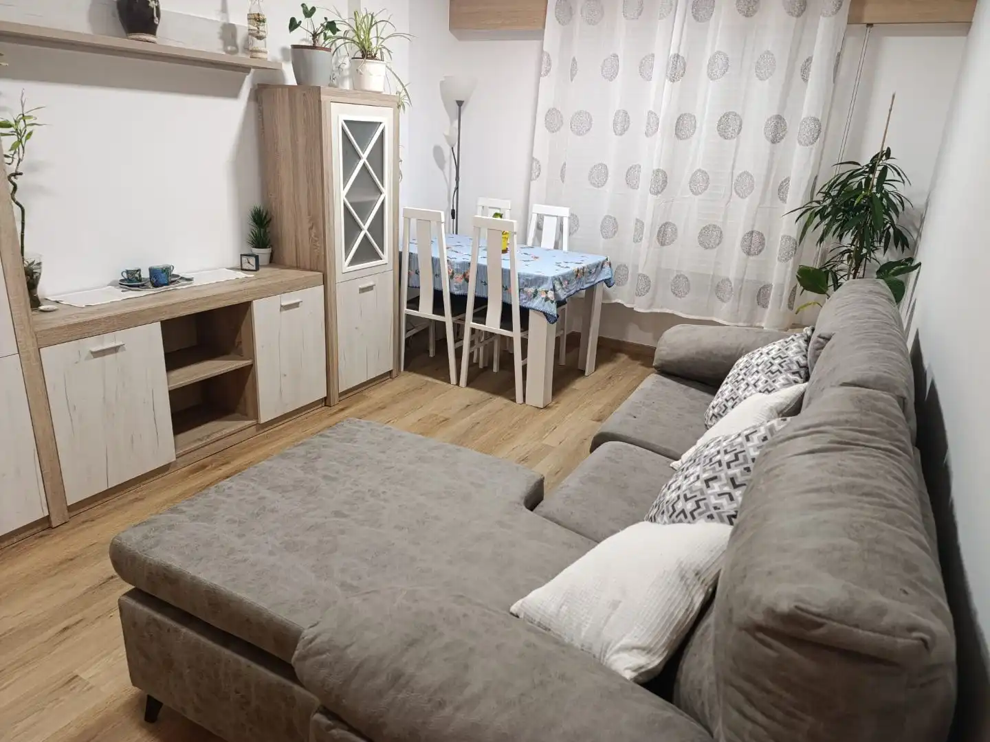 Wohnzimmer von Wohnung zum Verkauf in Ames mit Terrasse und Balkon