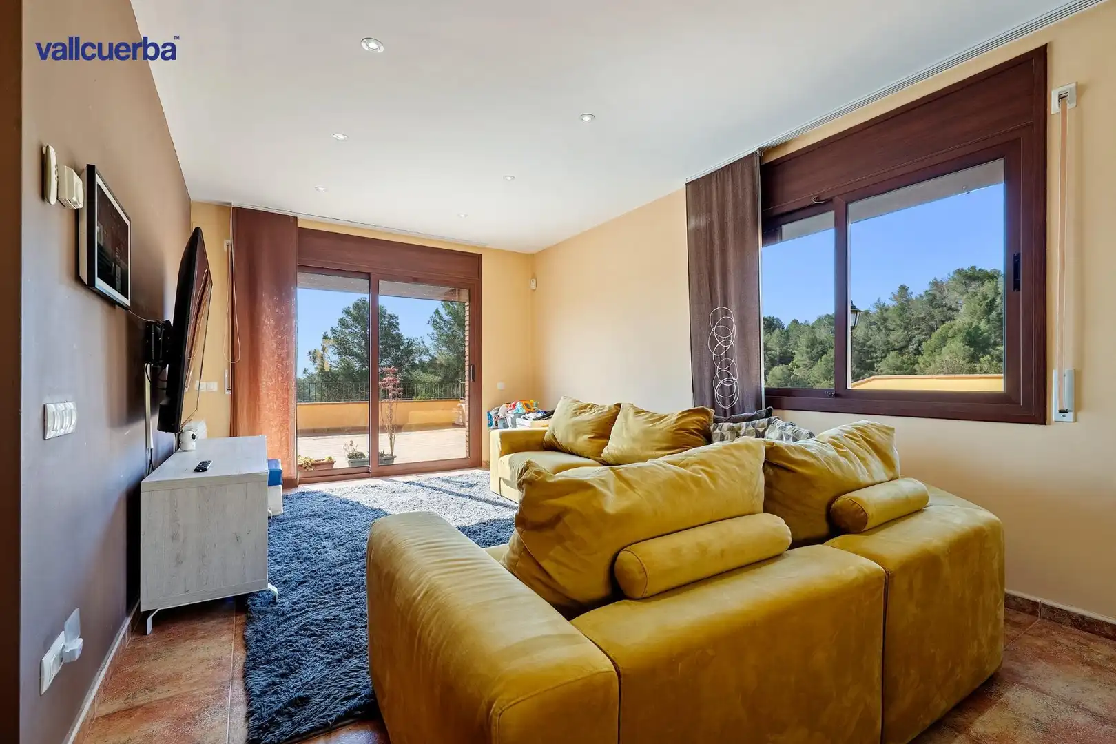 Sala de estar de Casa adosada en venta en Riudecanyes con Aire acondicionado, Calefacción y Jardín privado