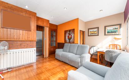 Living room of Flat for sale in Vilanova i la Geltrú  with Air Conditioner and Terrace