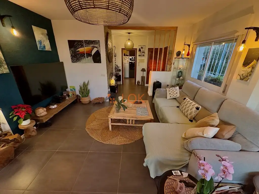 Sala d'estar de Casa o xalet en venda en Rincón de la Victoria