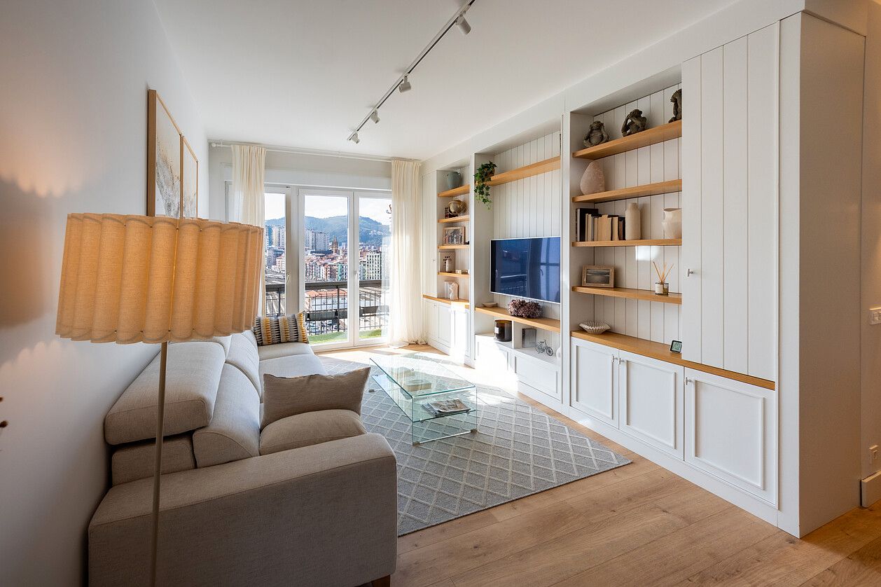 Living room of Flat for sale in Bilbao   with Heating and Terrace