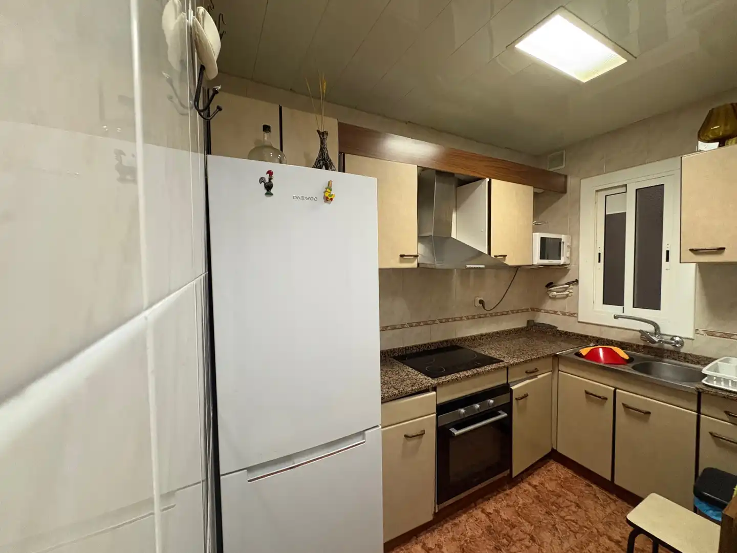 Cocina de Piso en venta en L'Hospitalet de Llobregat con Calefacción, Horno y Alarma