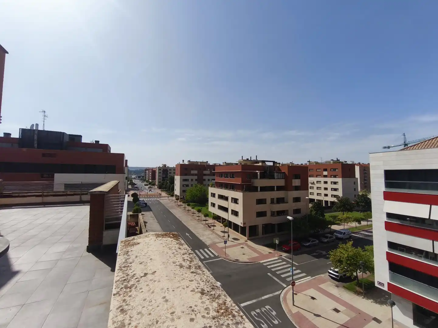 Vista exterior de Piso en venta en  Logroño con Aire acondicionado, Jardín privado y Parquet