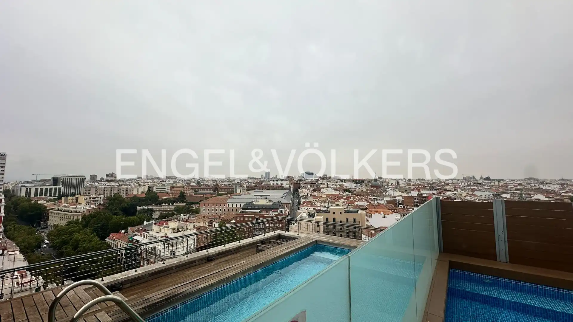 Terraza de Piso de alquiler en Moncloa - Aravaca