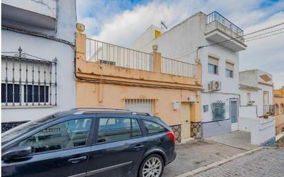 Exterior view of House or chalet for sale in Morón de la Frontera  with Terrace