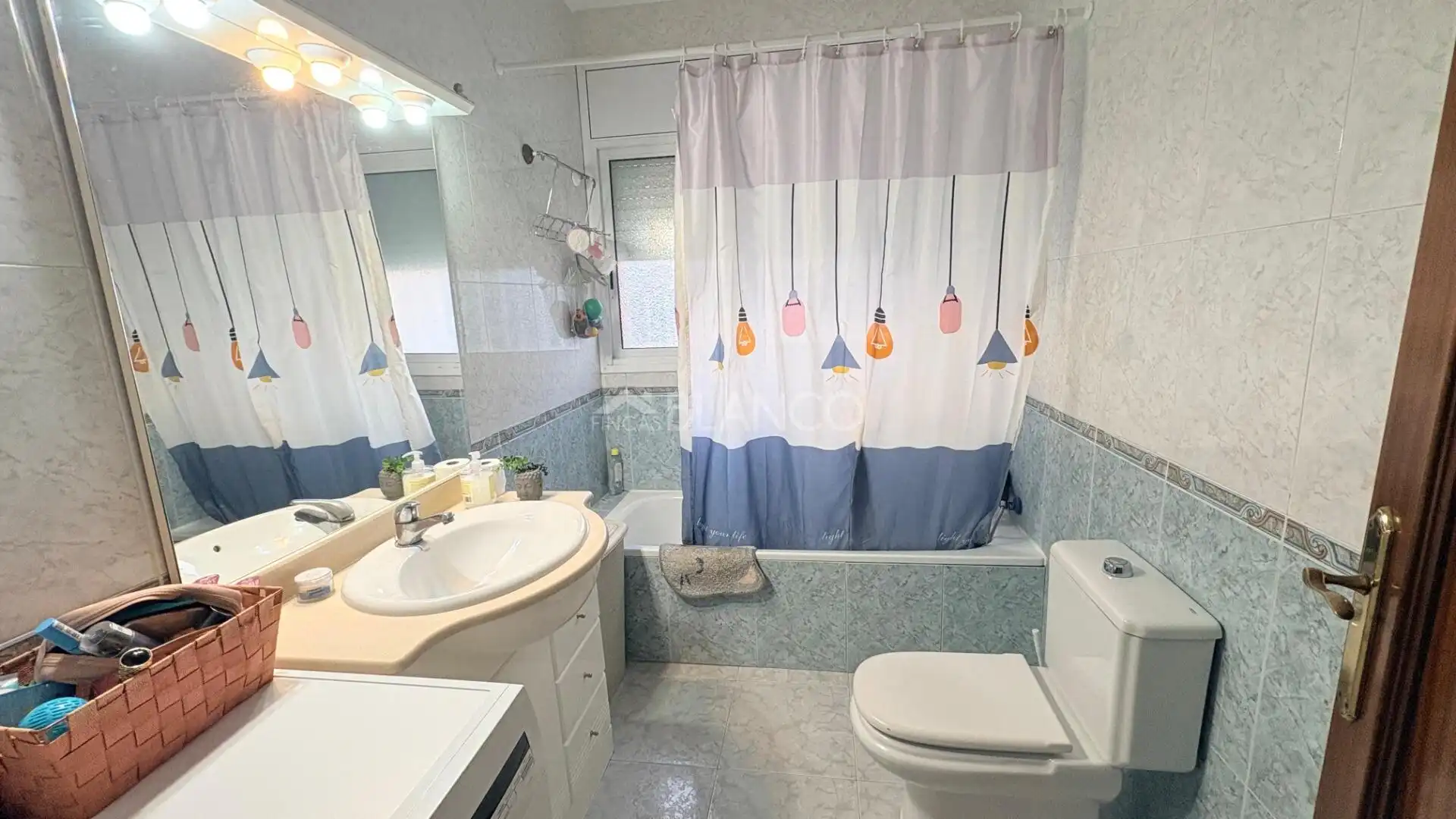Bathroom of Houses for sale in Piera  with Air Conditioner and Heating