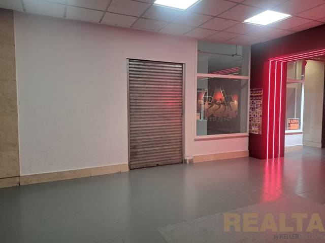 Local comercial en Alquiler en Calle CIUDAD REAL en Delicias
