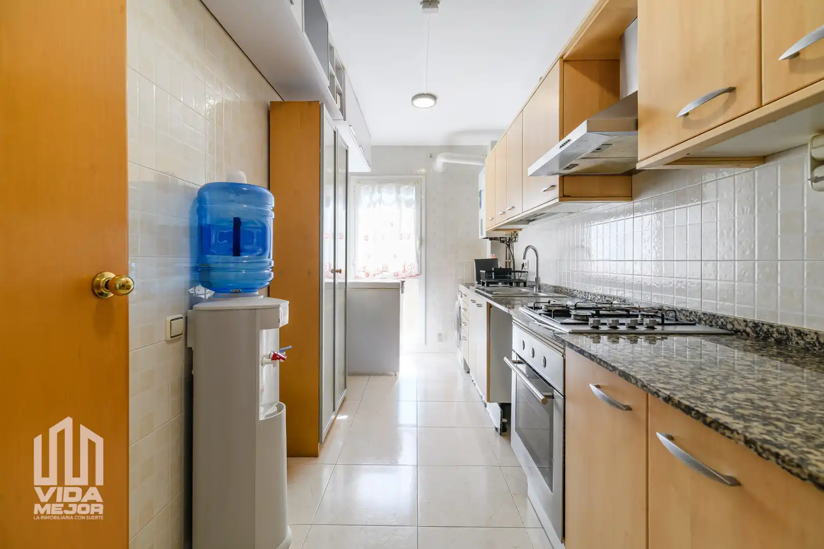Piso con terraza en venta en Carrer de Montserrat Roig, imagen 19