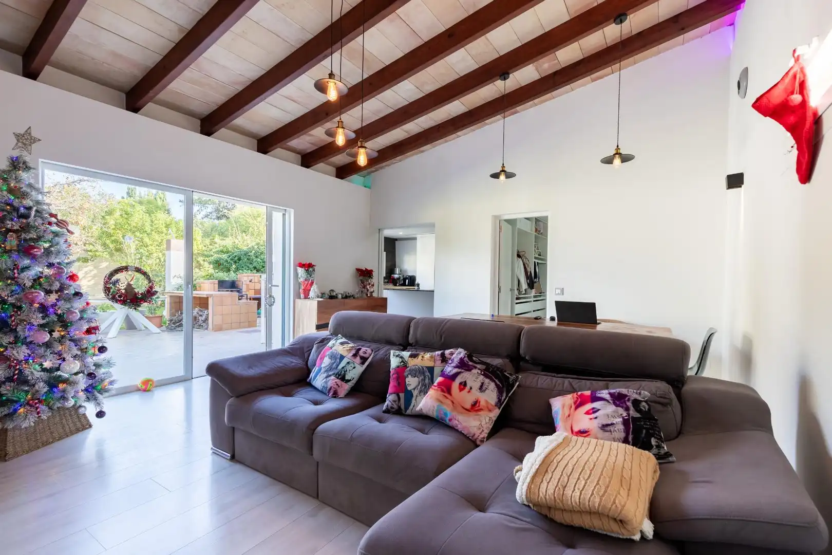 Sala d'estar de Casa o xalet en venda en  Palma de Mallorca amb Aire condicionat, Jardí privat i Parquet