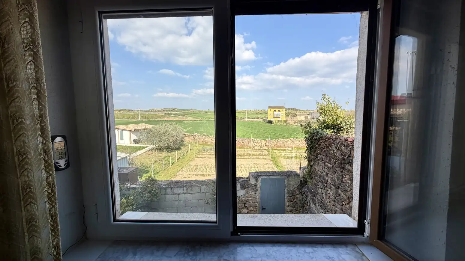 Garden of Houses for sale in Allo  with Heating