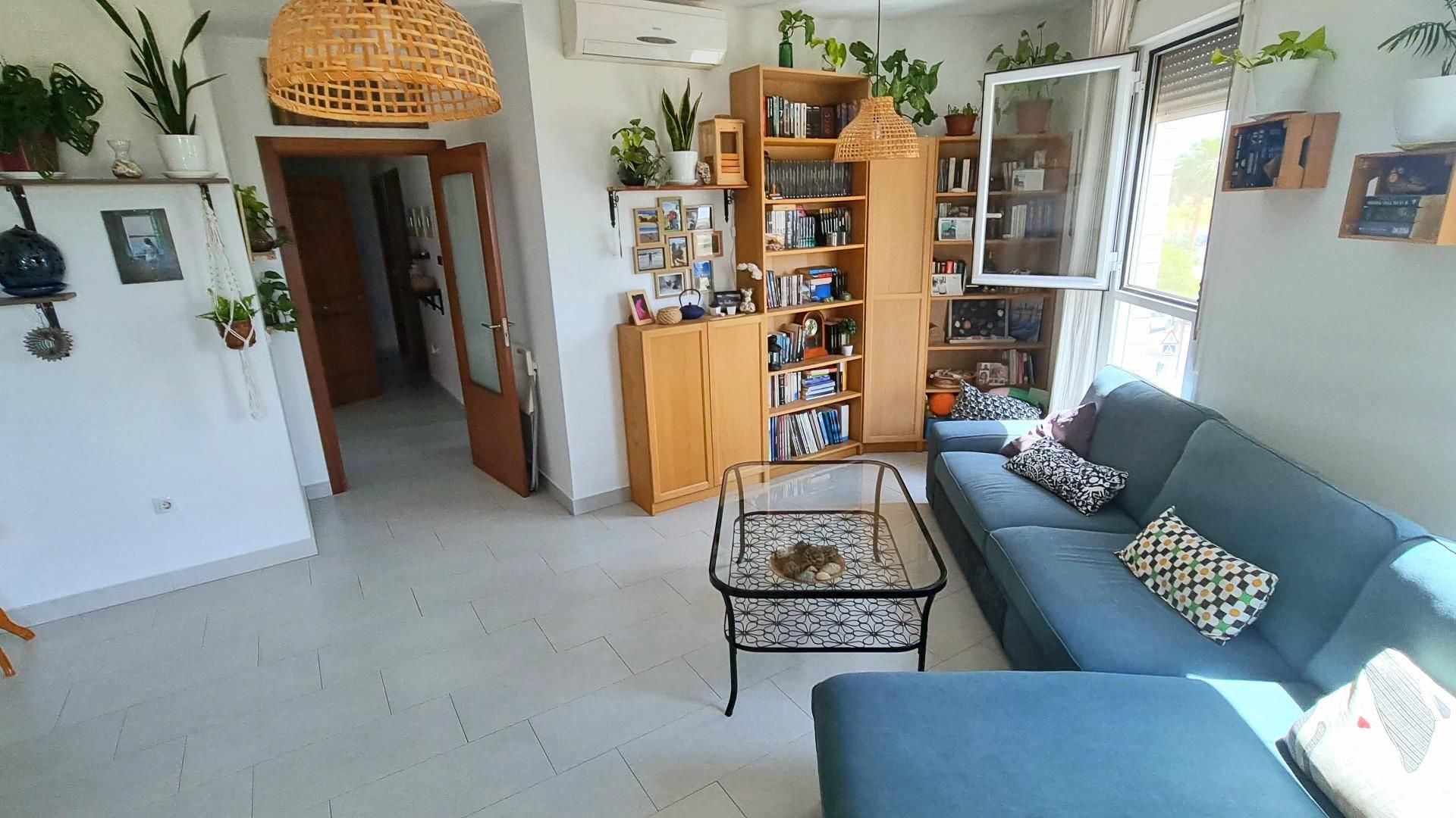 Living room of Flat to rent in Dos Hermanas  with Air Conditioner, Storage room and Balcony