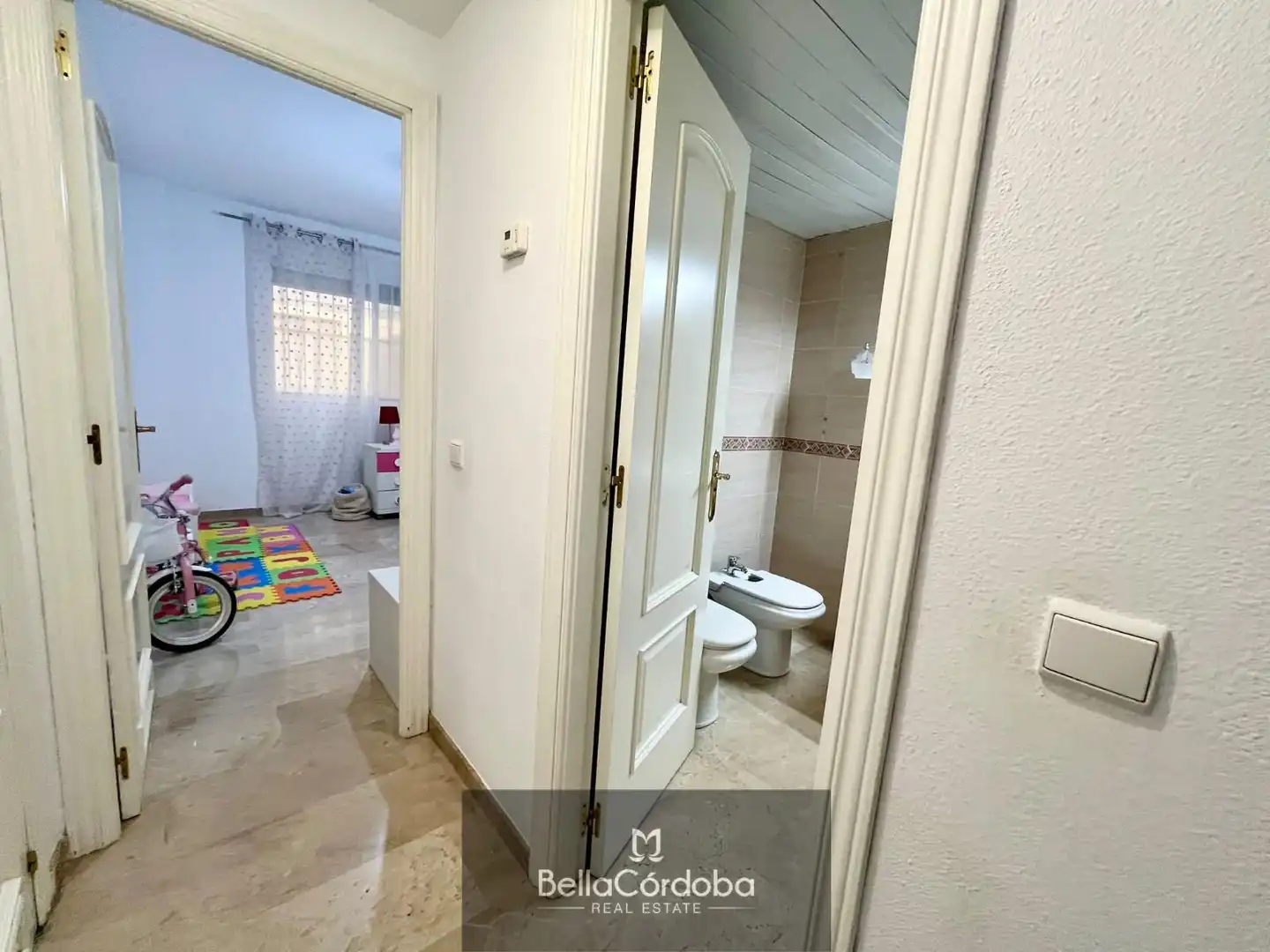 Piso en venta en Córdoba con Aire acondicionado, Terraza y Trastero