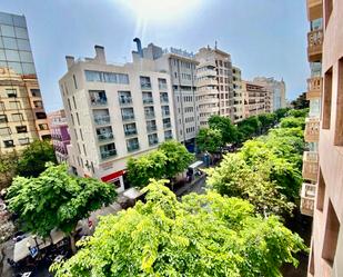 Vista exterior de Pis en venda en Alicante / Alacant amb Aire condicionat