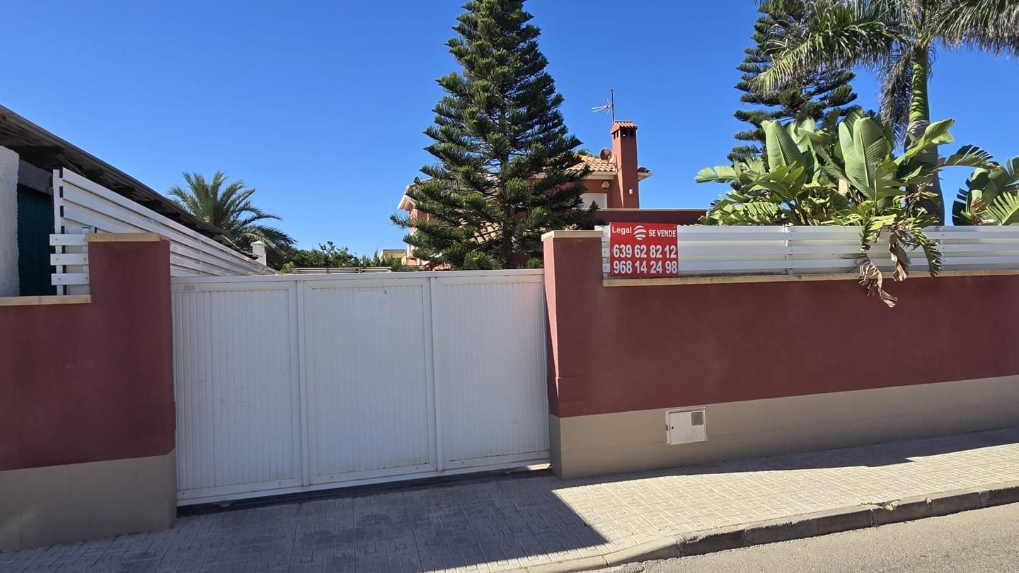 Exterior view of House or chalet for sale in La Manga del Mar Menor  with Air Conditioner, Heating and Private garden