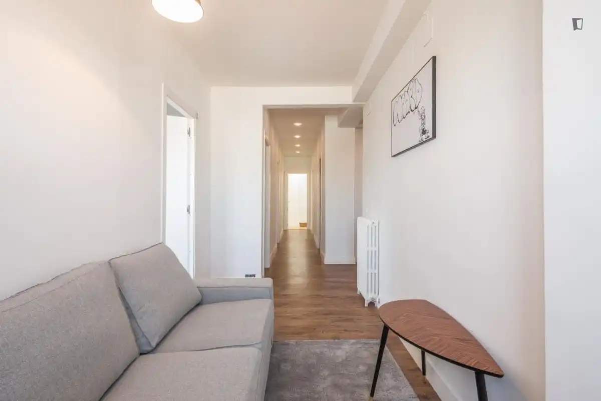 Apartamento para compartir en Madrid con Amueblado, Horno y Lavadora