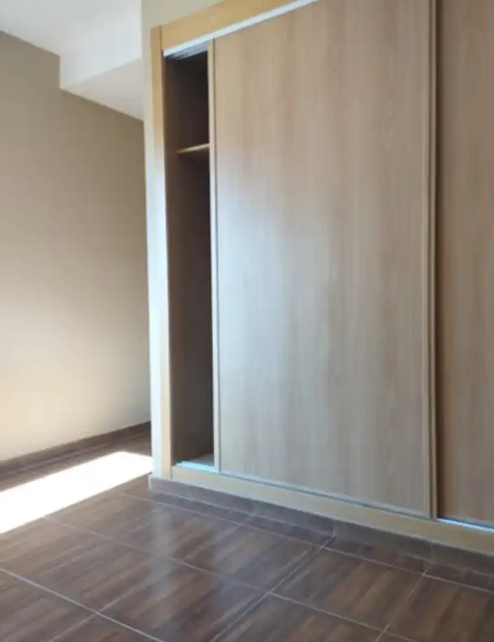 Habitación de Casa adosada de alquiler en Serra con Jardín privado, Terraza y Horno